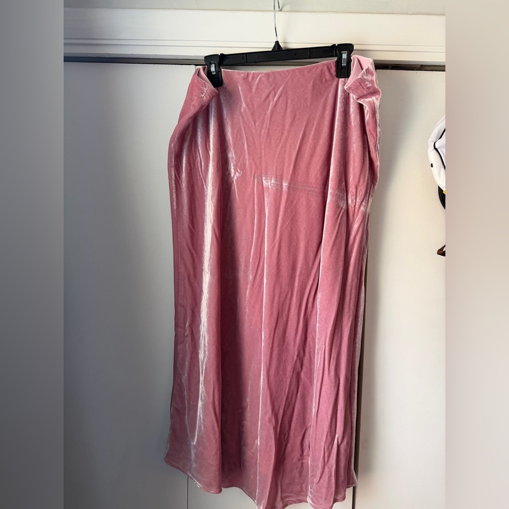 Pink velvet midi skirt